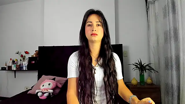 AndreaStivens online show from 2, 2, 2026