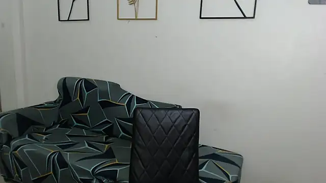 AmazingLuchie online show from 17, 2, 2025