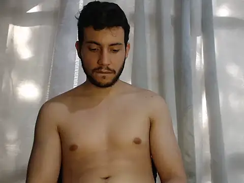 Snapshot of Armando_2002 chatting on 14, 12, 2024 Armando 2002 online show from 14, 12, 2024