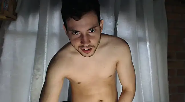 Snapshot of Armando_2002 chatting on 24, 1, 2025 Armando 2002 online show from 24, 1, 2025