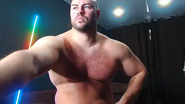 Snapshot of muscularjohnforuX chatting on 3, 12, 2025 muscularjohnforuX online show from 3, 12, 2025