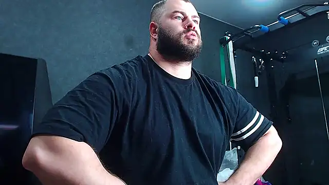 Snapshot of muscularjohnforuX chatting on 8, 4, 2026 muscularjohnforuX online show from 8, 4, 2026