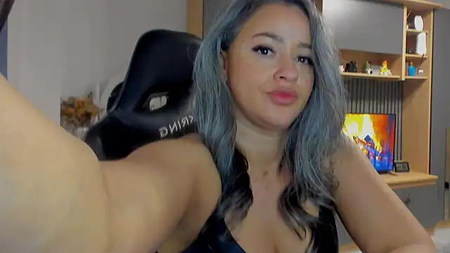 Claire95  online show from 20, 2, 2026