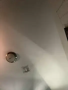 CutieFrmthehood online show from 24, 1, 2025