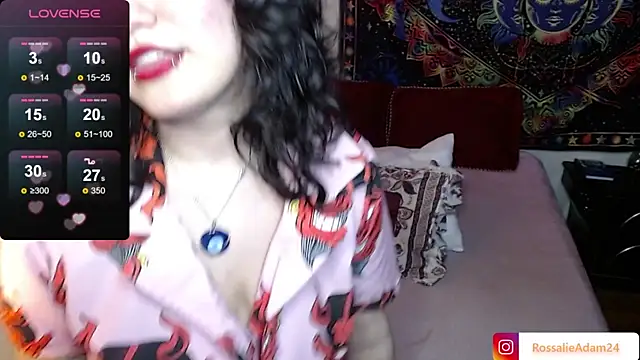 Snapshot of RossalieAdam24 chatting on 5, 2, 2025 RossalieAdam24 online show from 5, 2, 2025