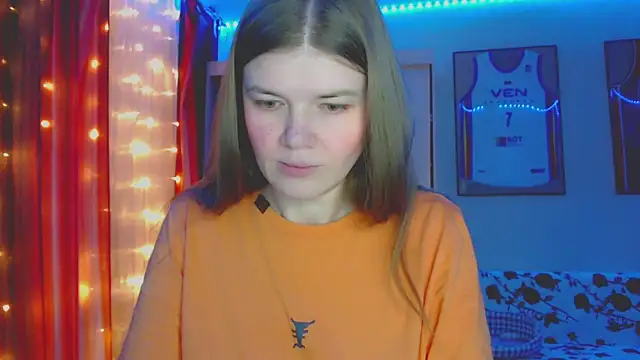 Snapshot of Klementa chatting on 31, 10, 2025 Klementa online show from 31, 10, 2025