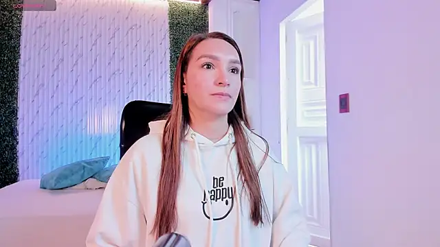 Snapshot of miataylorr1 chatting on 8, 4, 2026 miataylorr1 online show from 8, 4, 2026