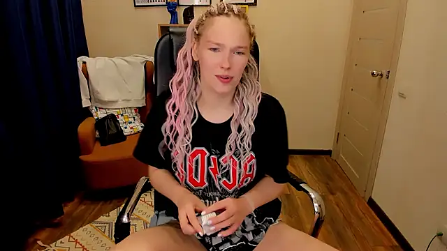 Snapshot of _fiona_Love chatting on 16, 3, 2026 fiona Love online show from 16, 3, 2026