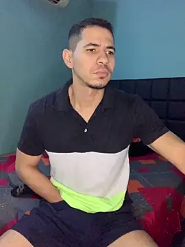 Snapshot of steven_clain chatting on 28, 2, 2025 steven clain online show from 28, 2, 2025