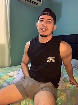 Snapshot of steven_clain chatting on 7, 3, 2025 steven clain online show from 7, 3, 2025
