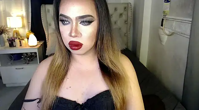 RebecaNextToYou online show from 9, 12, 2024