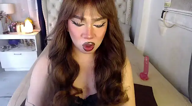 RebecaNextToYou online show from 19, 12, 2024