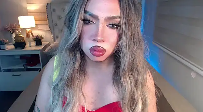 RebecaNextToYou online show from 13, 2, 2025