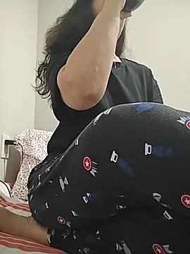 Susannemilf online show from 23, 11, 2025