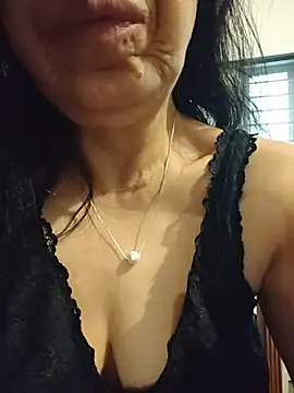 Snapshot of Susannemilf chatting on 25, 4, 2026 Susannemilf online show from 25, 4, 2026
