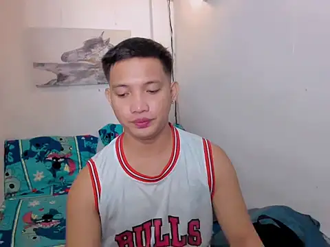 Snapshot of xSebastian19 chatting on 18, 12, 2025 xSebastian19 online show from 18, 12, 2025