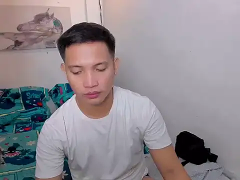 Snapshot of xSebastian19 chatting on 21, 12, 2025 xSebastian19 online show from 21, 12, 2025