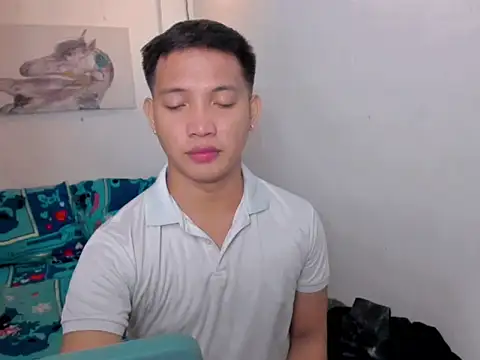 Snapshot of xSebastian19 chatting on 22, 12, 2025 xSebastian19 online show from 22, 12, 2025