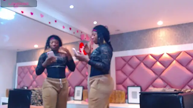 DanielaDuff online show from 30, 10, 2025