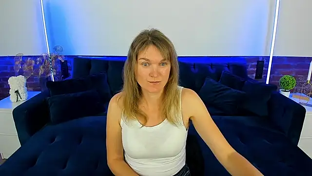 Snapshot of Anabell_xxx chatting on 2, 10, 2025 Anabell xxx online show from 2, 10, 2025