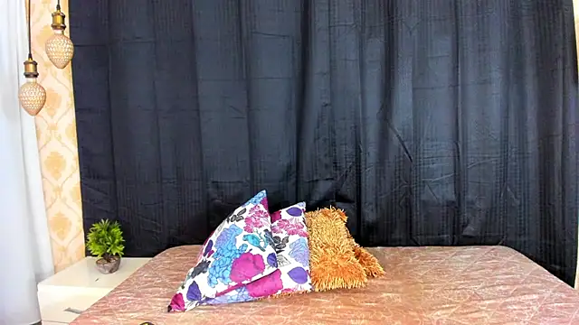 DENISE WOLFE online show from 17, 3, 2025