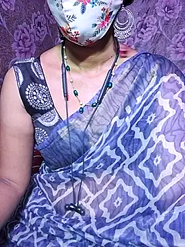 Snapshot of XBHUUME chatting on 28, 2, 2025 XBHUUME online show from 28, 2, 2025