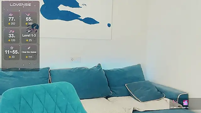 Snapshot of Born_to_Loveee chatting on 6, 2, 2025 Born to Loveee online show from 6, 2, 2025