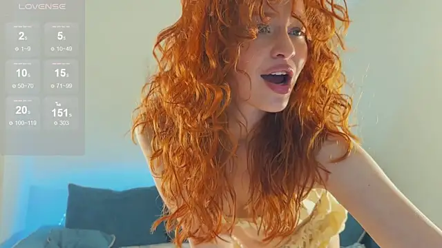 Snapshot of Born_to_Loveee chatting on 29, 9, 2025 Born to Loveee online show from 29, 9, 2025