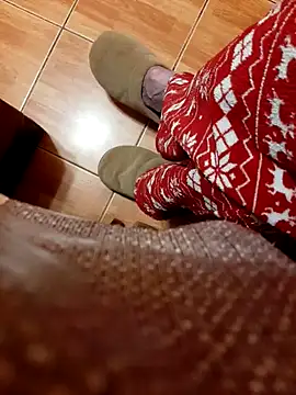 feet toes online show from 23, 3, 2025