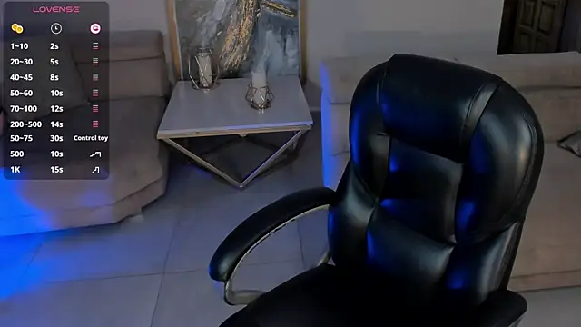 Snapshot of MadelineFox chatting on 9, 2, 2025 MadelineFox online show from 9, 2, 2025