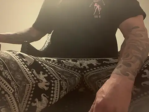 Snapshot of Tyyson03 chatting on 9, 1, 2026 Tyyson03 online show from 9, 1, 2026