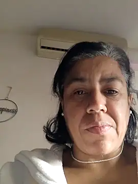 Molly newman6 online show from 4, 4, 2026