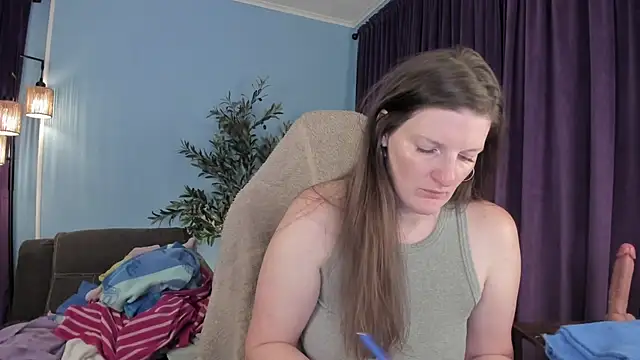 Snapshot of Kelly_Carolina chatting on 22, 4, 2026 Kelly Carolina online show from 22, 4, 2026