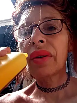 FrozenWaffle online show from 15, 2, 2025