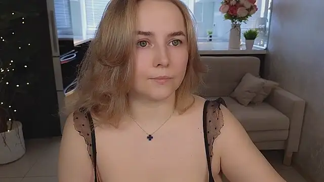 Snapshot of Mira_Mermayd chatting on 13, 3, 2026 Mira Mermayd online show from 13, 3, 2026