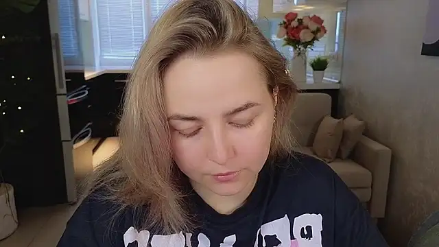 Snapshot of Mira_Mermayd chatting on 22, 3, 2026 Mira Mermayd online show from 22, 3, 2026