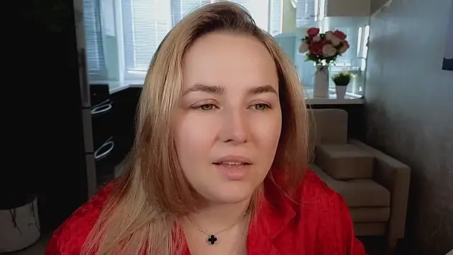 Snapshot of Mira_Mermayd chatting on 4, 4, 2026 Mira Mermayd online show from 4, 4, 2026