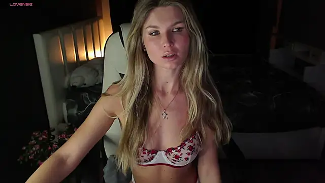 Snapshot of AngelMiaM chatting on 29, 1, 2025 AngelMiaM online show from 29, 1, 2025