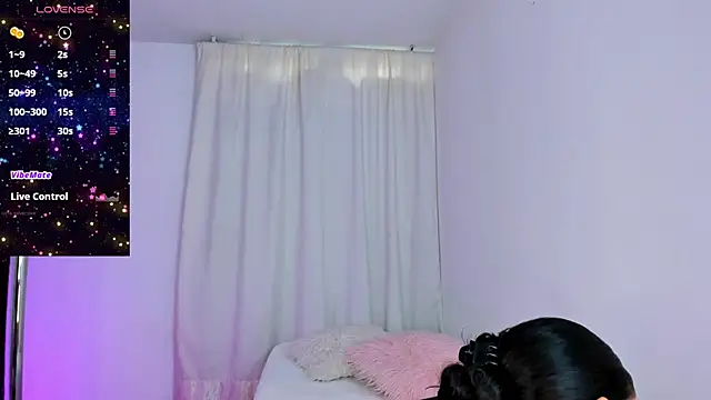 Snapshot of VioletaSotter chatting on 27, 4, 2026 VioletaSotter online show from 27, 4, 2026