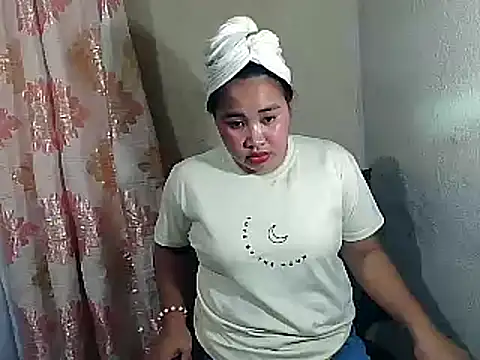 PinayGirl23 online show from 2, 12, 2024