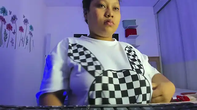 Snapshot of Lunastar02 chatting on 20, 4, 2026 Lunastar02 online show from 20, 4, 2026