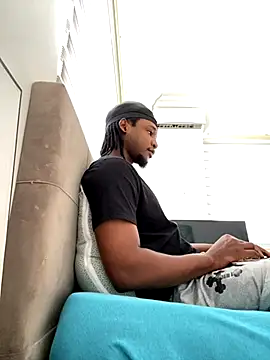 finefinance online show from 27, 10, 2025