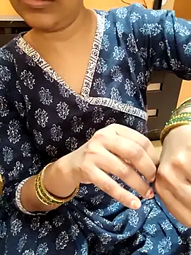 Diya 143 online show from 10, 11, 2025