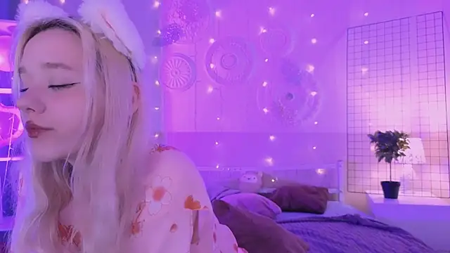 Snapshot of IrmaBell chatting on 29, 1, 2025 IrmaBell online show from 29, 1, 2025