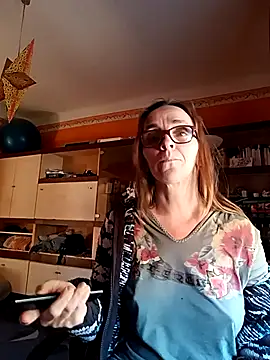 Dettybitch40 online show from 4, 10, 2025