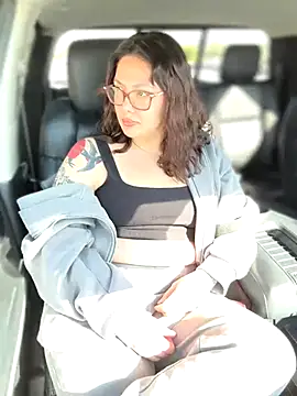 nativepumpkin95 online show from 10, 10, 2025