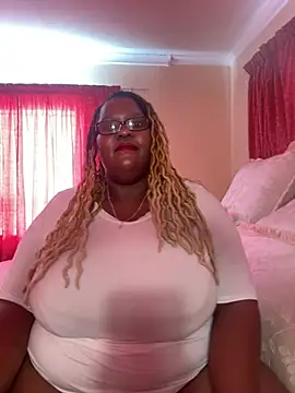 Snapshot of Michyboldy chatting on 7, 3, 2025 Michyboldy online show from 7, 3, 2025