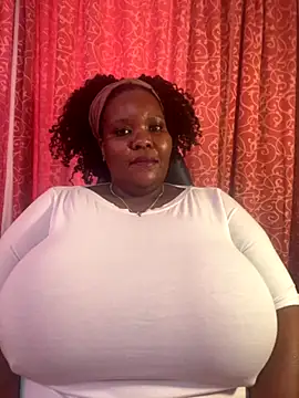 Snapshot of Michyboldy chatting on 15, 9, 2025 Michyboldy online show from 15, 9, 2025