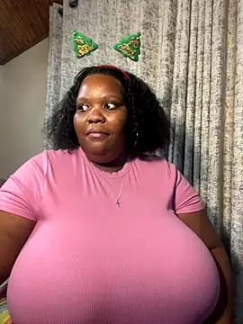 Snapshot of Michyboldy chatting on 21, 12, 2025 Michyboldy online show from 21, 12, 2025