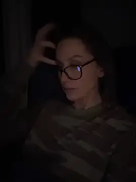 Fiona Kent  online show from 5, 2, 2025